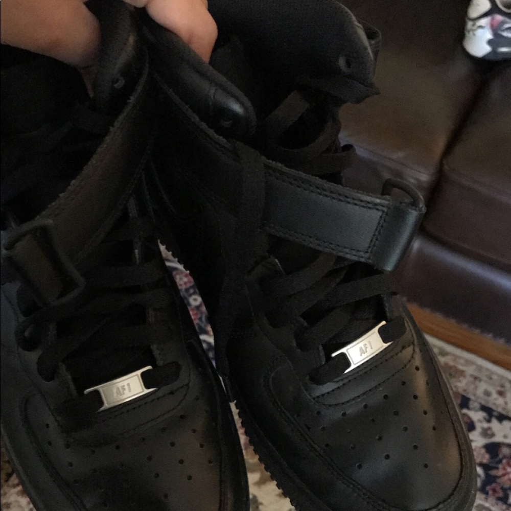Black AF1. High tops. (Never worn). (Offers!)